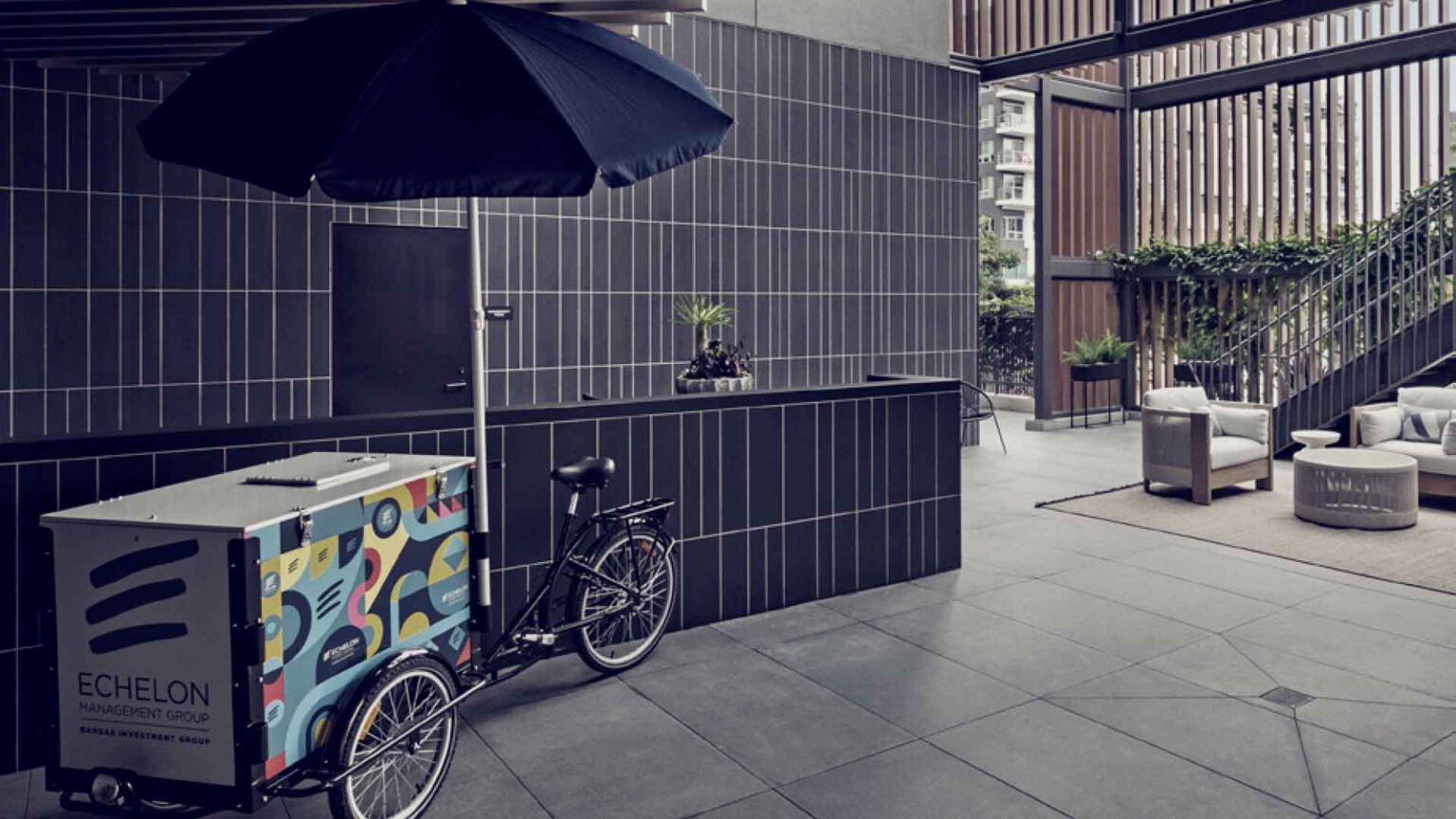 Custom hospitality touches meet creative energy, right at the ground floor.