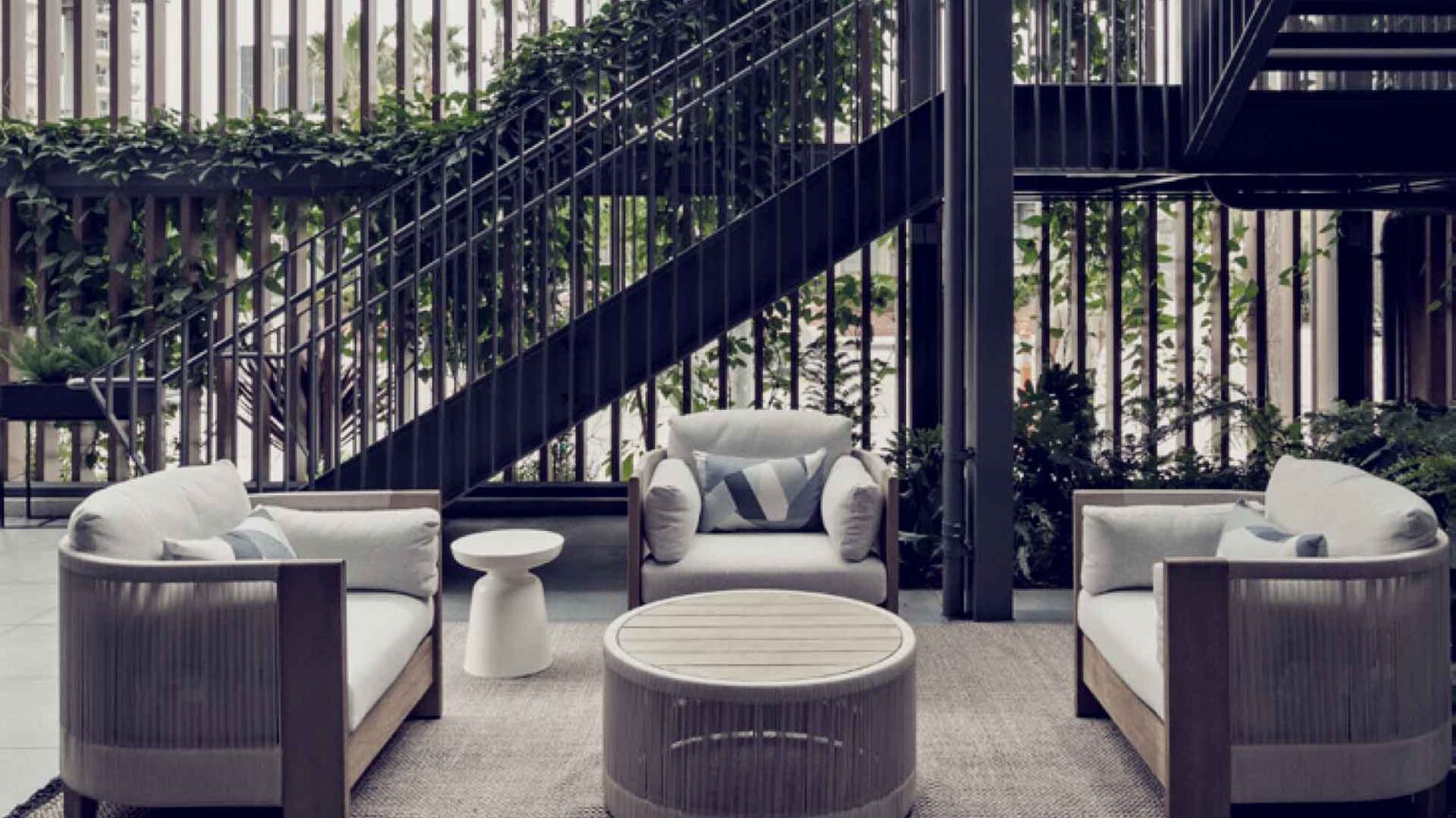 A calm corner for team chats, coffee breaks, or nothing at all.
